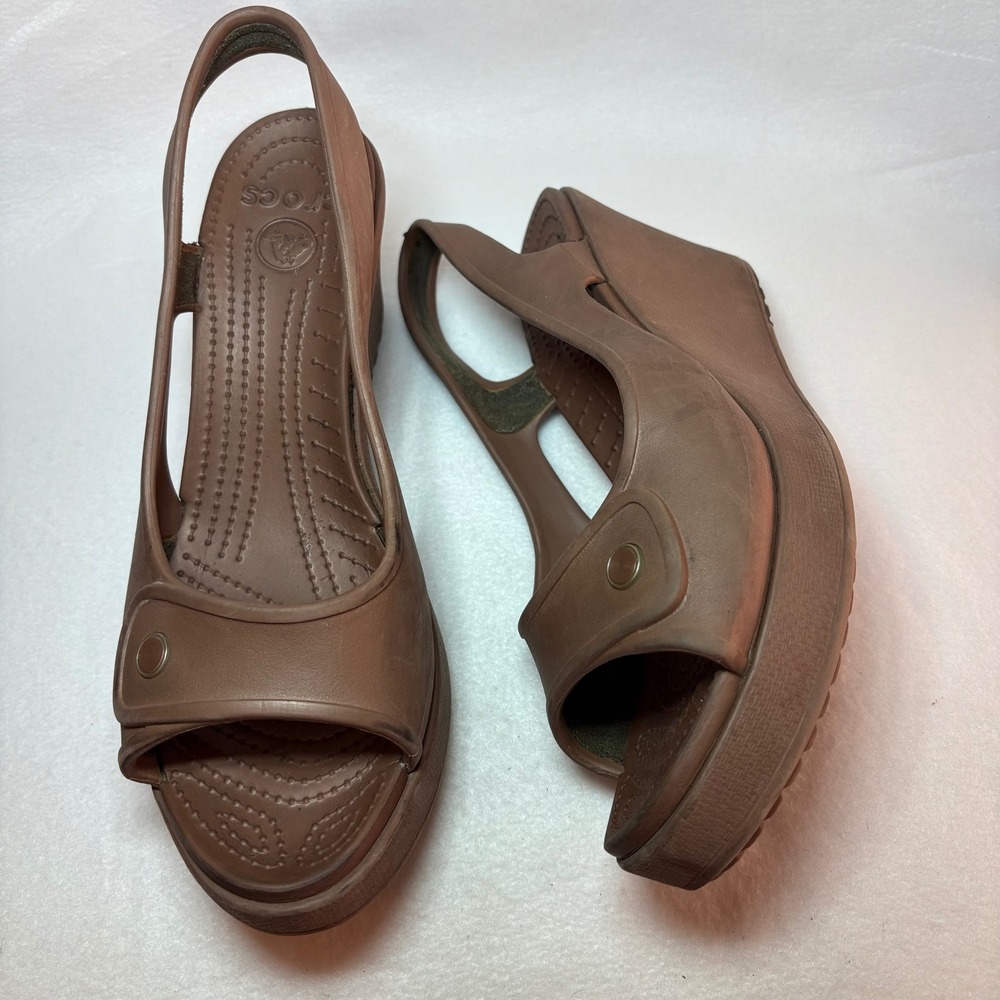 Crocs Leigh Wedge Sandals Womens 10 Brown Slingback Platform Strappy Heels